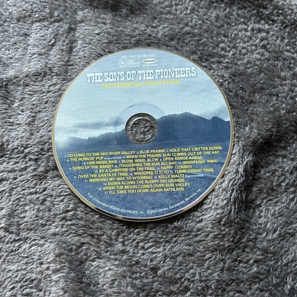 The Sons of the Pioneers: The‎ Essential Collection - Country CD